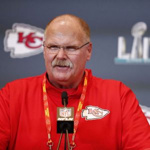 Chiefs Coach Andy Reid Responds After Controversial No-Calls on Eagles’ Tush Push